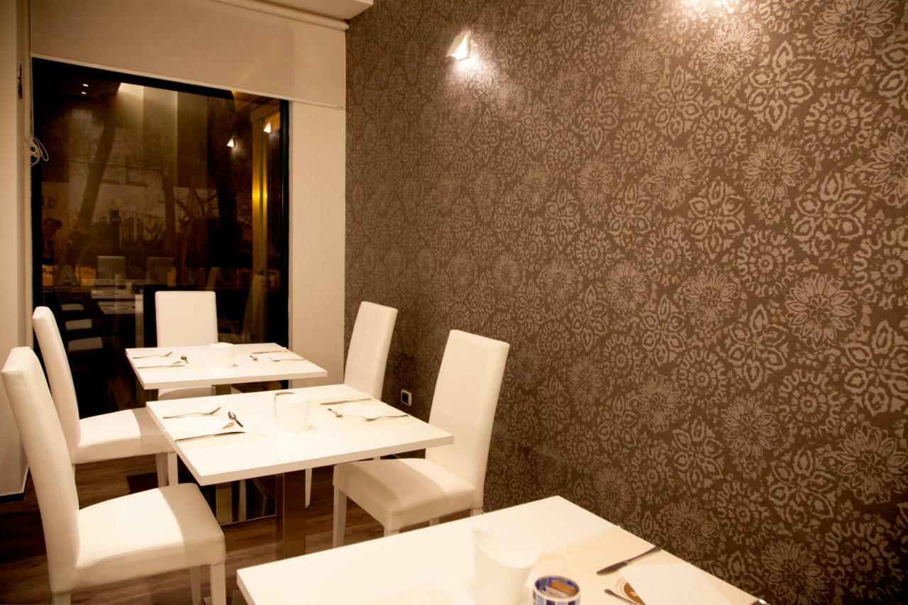 Hotel Montecarlo - Vista Mare Con Piscina & Area Fitness 3*