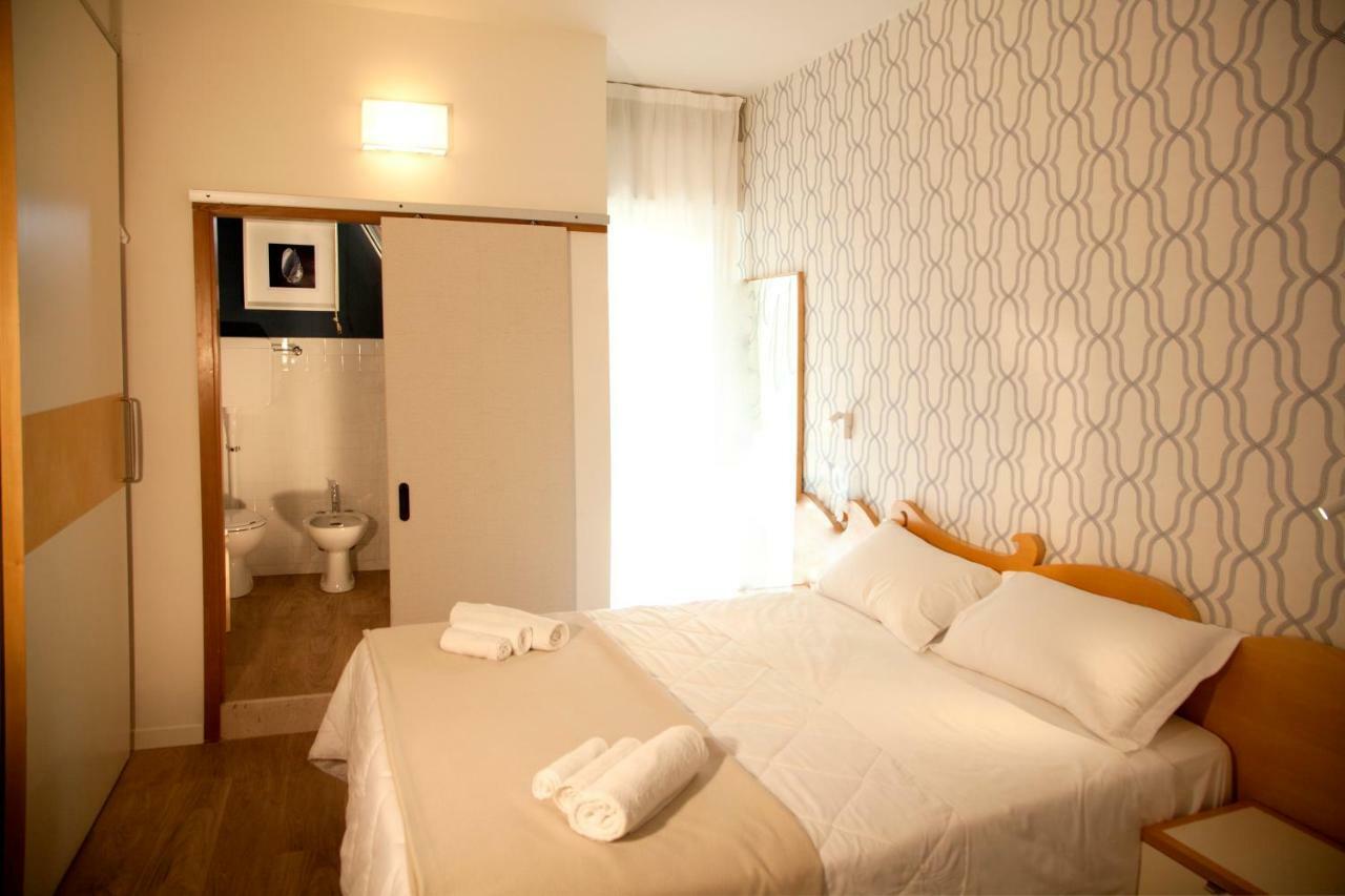 Hotel Montecarlo - Vista Mare Con Piscina & Area Fitness Riccione